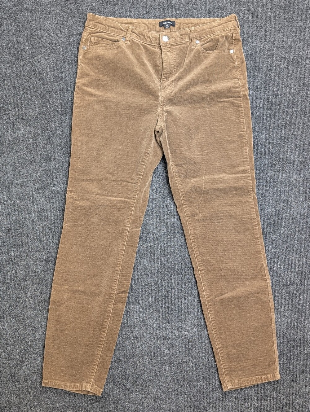 Well Worn: High Rise Skinny Corduroy in Brown - Size 12